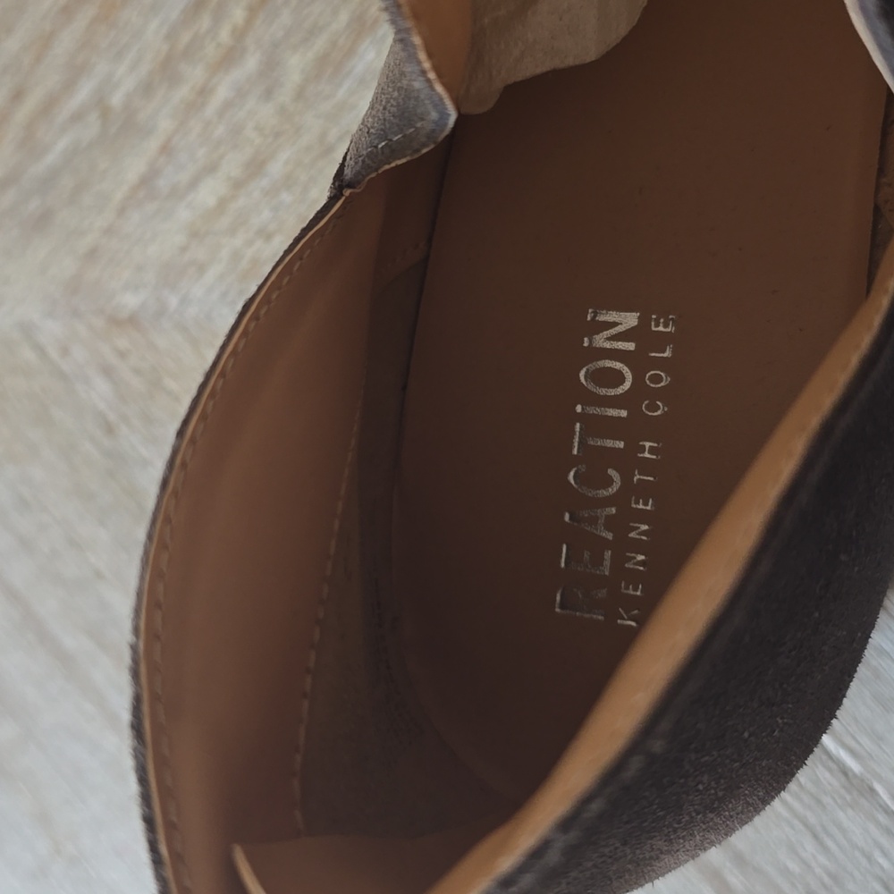 Kenneth Cole Reaction Side Skip Booties - Picture 6 of 7
